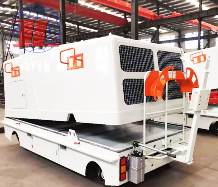 广东机场用自行多功能车